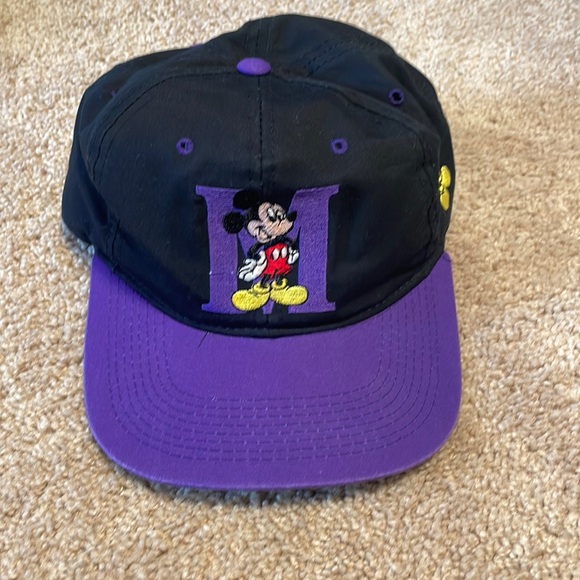 Vintage Mickey Mouse SnapBack Hat Purple & Black - Picture 1 of 5